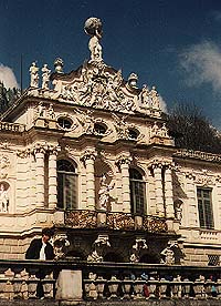 linderhof.jpg - 26157 Bytes